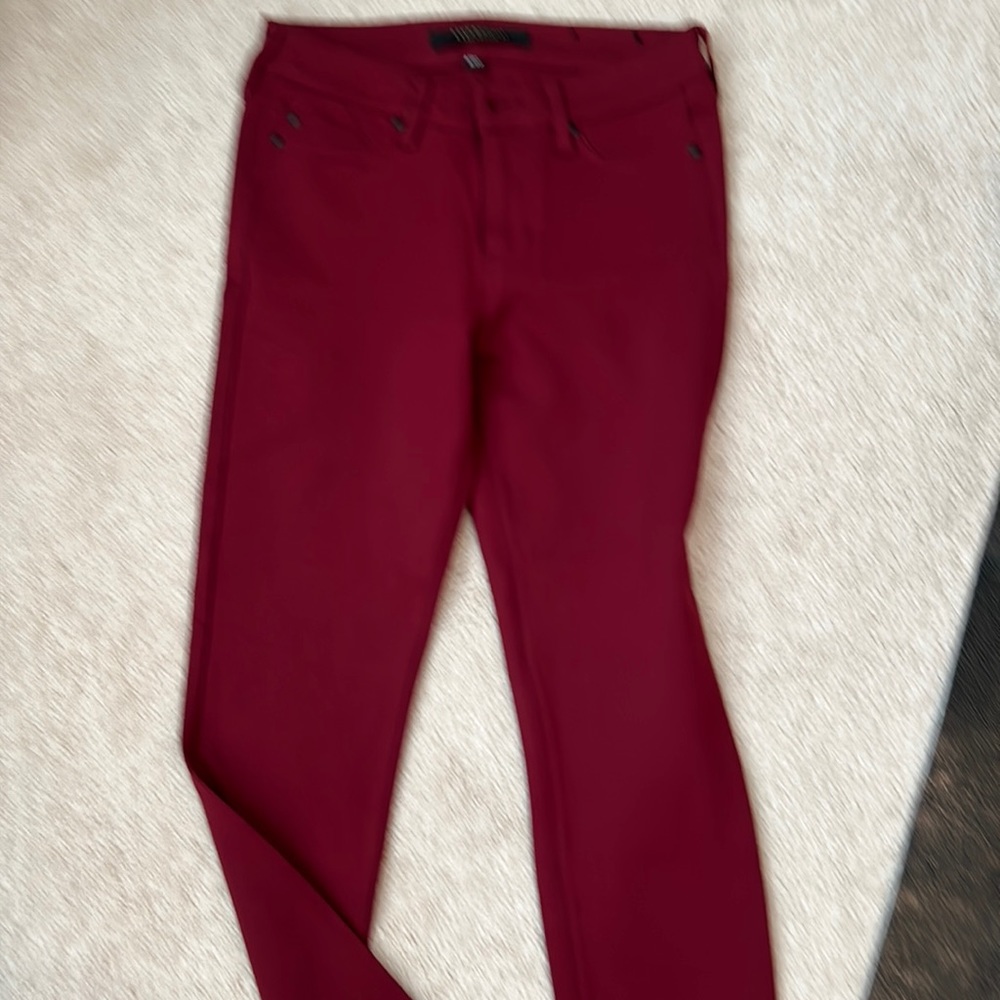 Stretch jeans. Heavy fabric.